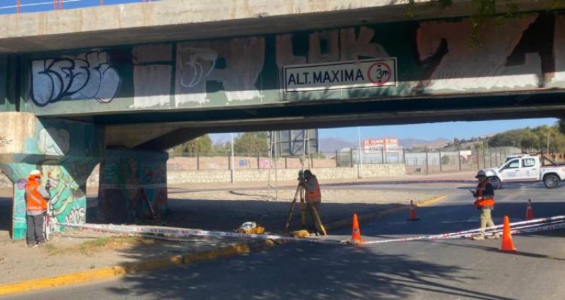 Comienzan trabajos de reparación en puente Brasil de Vallenar